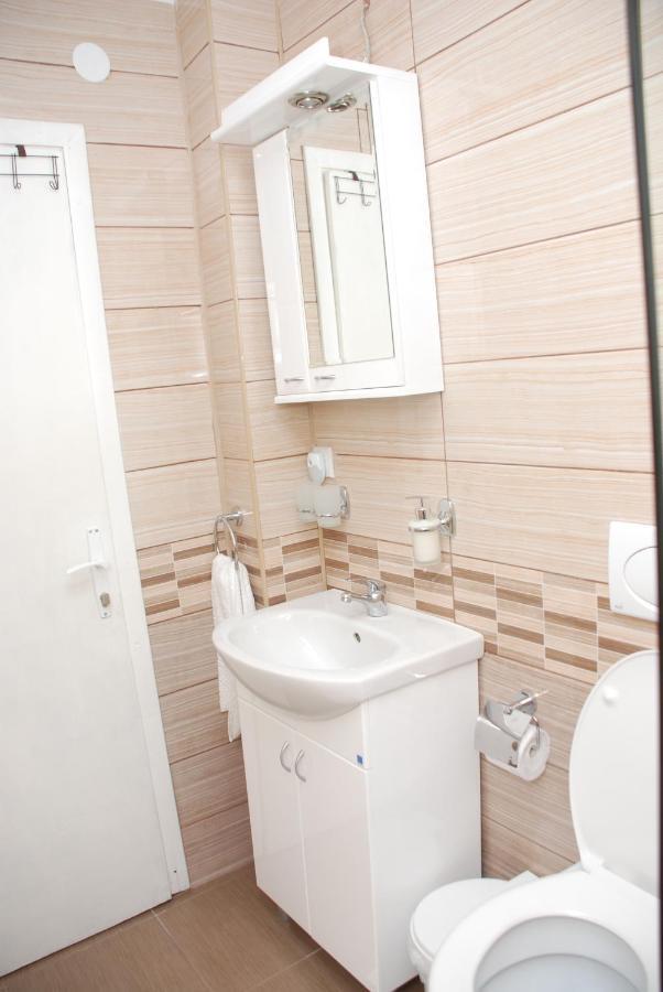 Apartment Danubius Donji Milanovac Exterior photo