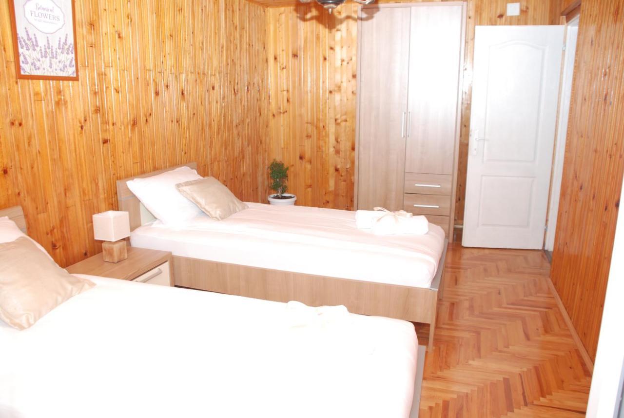 Apartment Danubius Donji Milanovac Exterior photo